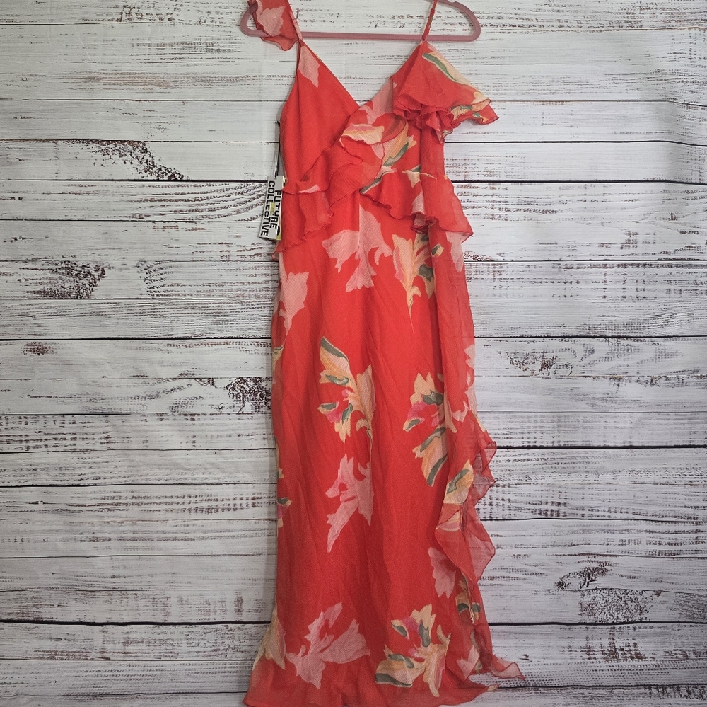 Future Collective Floral Maxi Size Small - Picture 5 of 8